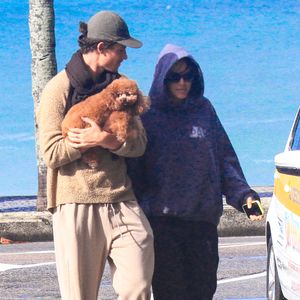 Bruna Marquezine e Shawn Mendes mostram clima de romance durante passeio no Rio