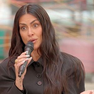 A terapia não deve convencer ninguém a se reconciliar com os pais, explica Daniela Pereira, mas ajudar a pessoa a compreender sua história, elaborar suas dores e fazer escolhas emocionalmente mais saudáveis