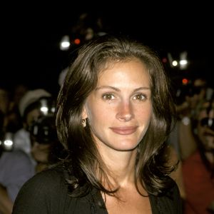 1998: o cabelo 'normal' de Julia Roberts não durou muito tempo, e ela logo radicalizou