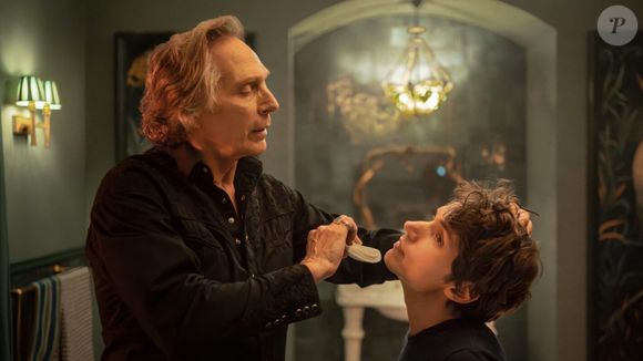 Em 'Talamasca', um jovem com habilidades psíquicas que é recrutado depois de um incidente em Londres que termina com a morte misteriosa de um agente da ordem