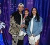 Neymar e Bruna Biancardi, na reta final da gravidez da influencer, levaram Mavie, primeira filha do casal, a show da Disney