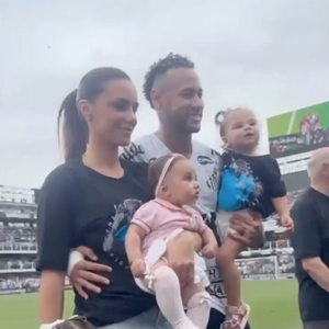 Atitude de Bruna Biancardi rendeu elogios à esposa de Neymar nas redes sociais do Santos