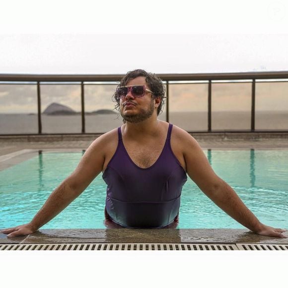 Abertamente homossexual, Marcus Majella diverte fãs com publicações