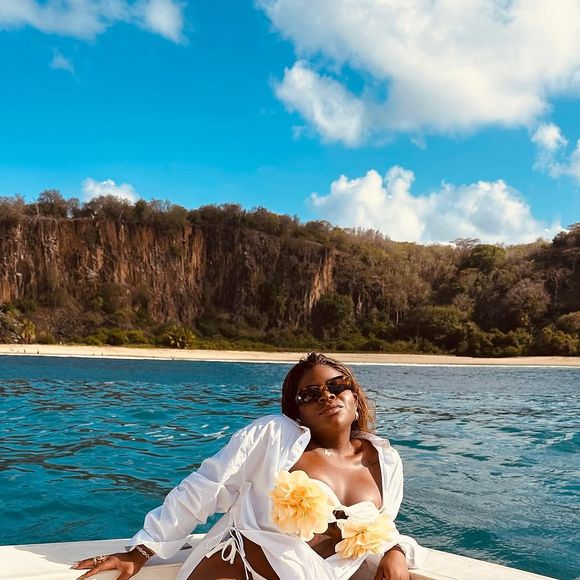 Jojo Todynho foi alvo de críticas. Muita gente defendeu que ela, por ser milionária, poderia custear o tratamento sozinha, sem pedir dinheiro dos seguidores