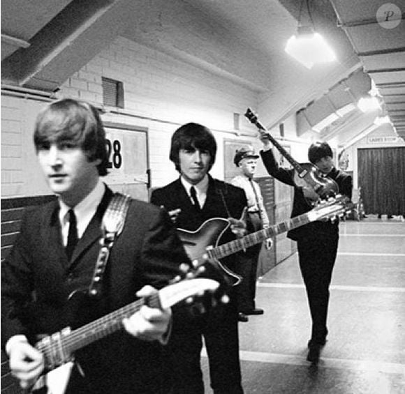 Uma das possibilidades que Sam Mendes e a Sony têm pensado é criar um 'passe' com quatro ingressos, permitindo que os espectadores assistam a todos os filmes dos Beatles