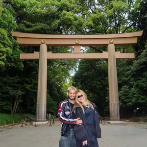 Localizado nos andares altos de um arranha-céu, o hotel está próximo ao Palácio Imperial e bairros nobres como Ginza.