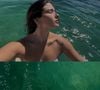Giulia Costa mergulhou em um dos famosos lagos suíços e dividiu os registros da viagem nas redes sociais