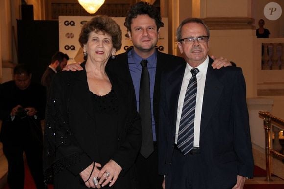 Pais de Selton Mello, Selva e Dalton prestigiaram o filho na premiação GQ Men Of The Year, em novembro de 2011