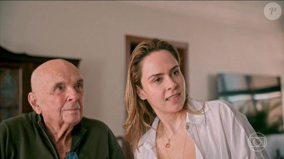 A internação do pai de Ana Paula Renault, do BBB 26, gerou repercussão nas redes. Em resposta aos rumores, a irmã da sister garantiu que ele está se recuperando