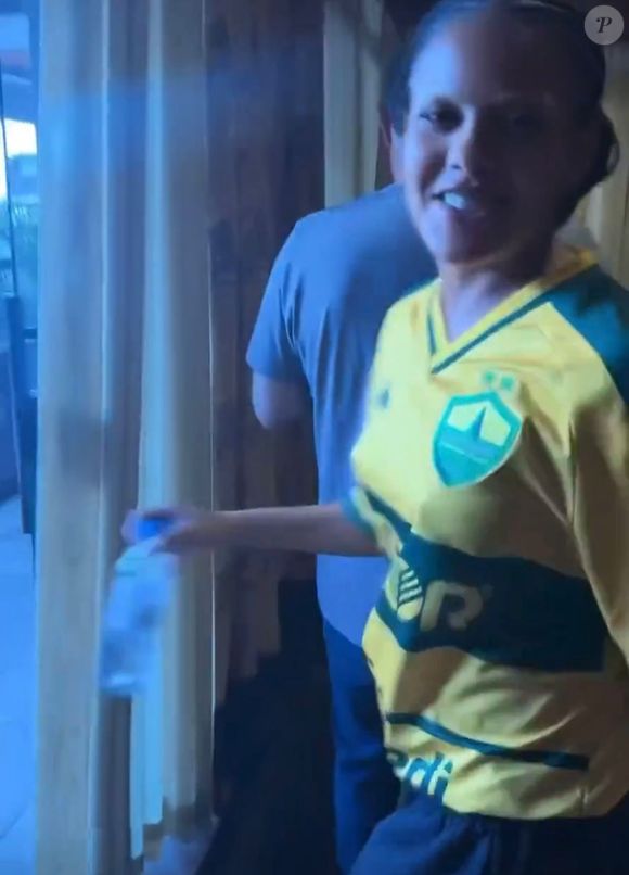 Nesta sexta-feira (22), Bella Campos ironizou polêmica com vídeo debochando da situação