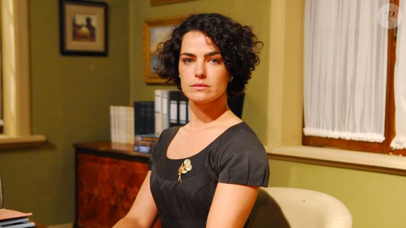 Ana Paula Arósio de volta na Globo: de barriga de fora e cabelo curtíssimo, veja como foram suas aparições da atriz nos últimos 5 anos