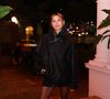 Sasha Meneghel preferiu um look curto e com mangas longas, deixando as pernas à mostra para desfile da Dolce & Gabbana em 8 de maio de 2025