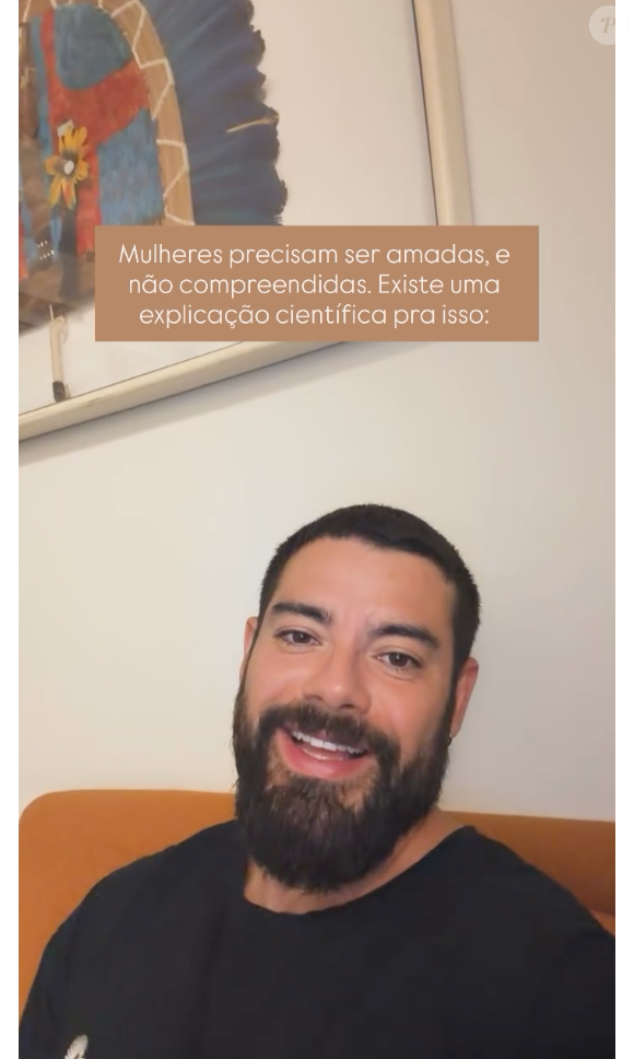 Pedro Andrade ainda brincou dizendo que a única mulher que briga é a sua mãe