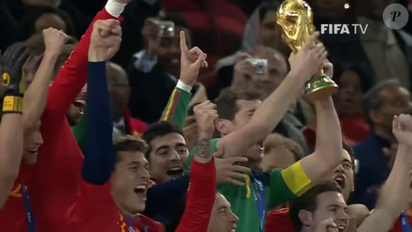 Maldição da Copa do Mundo: após título inédito em 2010, Espanha foi eliminada na primeira fase em 2014