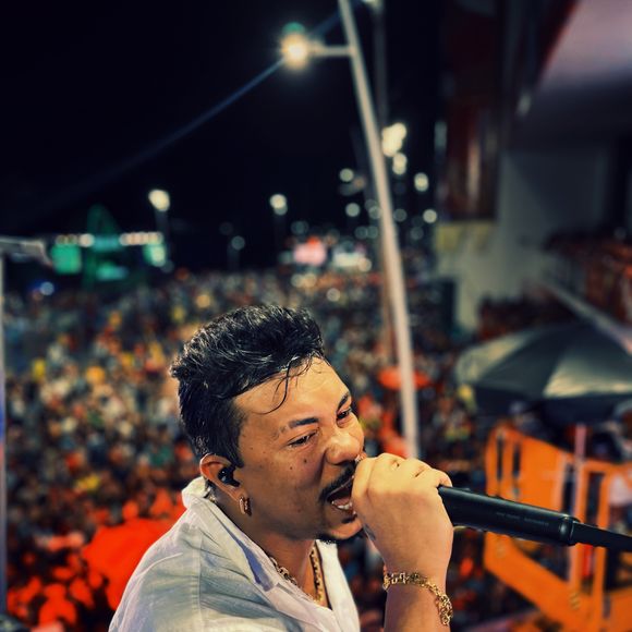 Xamã apresentou o Bloco do Malvadão no Rio de Janeiro. Com ares de festival, o evento durou 9 horas e recebeu diversas atrações