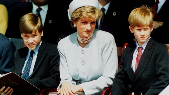 ‘Era uma preocupação…’: última conversa de Princesa Diana com William horas antes do acidente envolvia polêmica com Harry