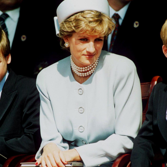 ‘Era uma preocupação…’: última conversa de Princesa Diana com William horas antes do acidente envolvia polêmica com Harry