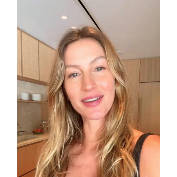 Gisele Bündchen está com 45 anos
