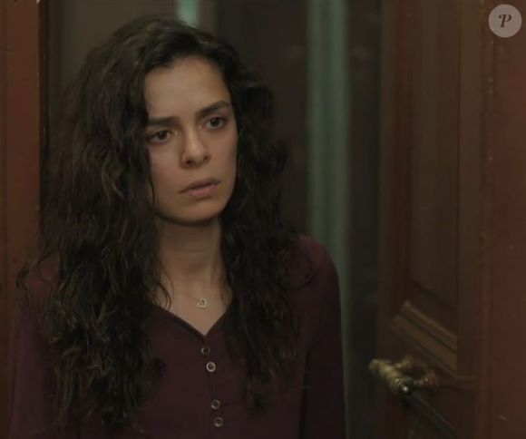 Bahar ouve Ceyda relatar sua vida com Henry no capítulo de segunda-feira 3 de fevereiro de 2025 da novela 'Força de Mulher'