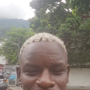 O vídeo do influenciador sobre Ângela Vieira viralizou na web e fez até a própria se pronunciar nos comentários