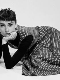 Do perfume favorito ao corte pixie revolucionário: essas 10 curiosidades de Audrey Hepburn tornaram a atriz um ícone de estilo