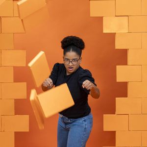 ‘BBB 26’: enquete do portal UOL indica que Milena pode ser eliminada nesta terça-feira (21). Ela aparece em primeiro lugar, com 42,94%