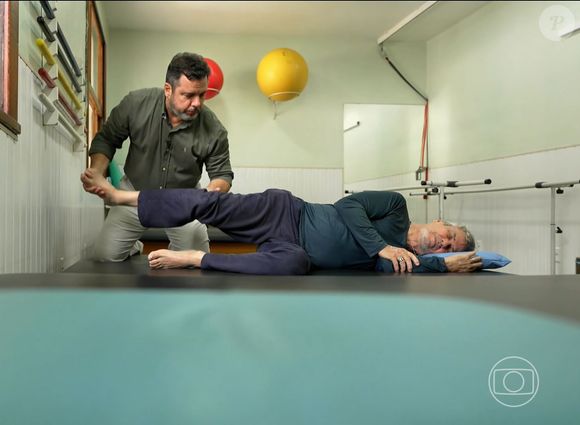 Carlinhos de Jesus faz inúmeras terapias para tentar voltar a andar