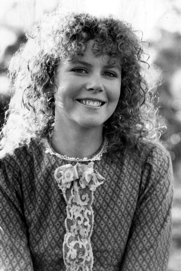 1985: já aos 18 anos, Nicole Kidman mantinha um visual muito diferente