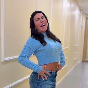 Gretchen já falou sobre sua crença em extraterrestres e afirmou perceber quando eles estão próximos. A cantora também relaciona características pessoais a uma suposta influência alienígena