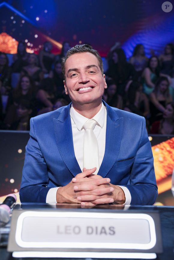 'O Paulo Vieira está em tudo que é lugar... Eu tô cansando de ver o Paulo Vieira', criticou Leo Dias ao eleger Tiago Barnabé, contratado do SBT assim como ele, o Melhor Humorista