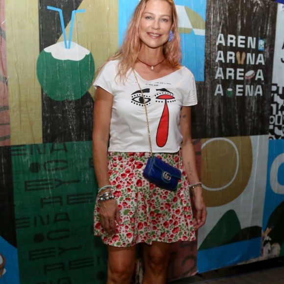 O problema começou quando um dos passageiros à frente demonstrou incômodo.