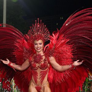 Virgínia desfilou pela 1ª vez Rainha da Grande Rio e dominou os assuntos da noite na web