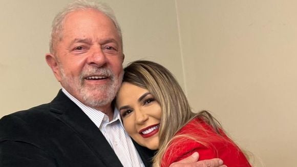 Irmã de Deolane Bezerra faz grave acusação envolvendo apoio a Lula ao protestar contra prisão da influenciadora: 'Manobra política'