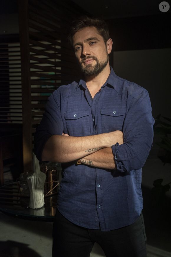 Em 2022, Rafael Cardoso fez parte de 'Cara e Coragem', sua última novela na Globo. Depois disso, ele fez uma participação rápida em 'Terra e Paixão'