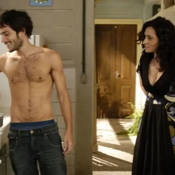 Bento Ribeiro foi par romântico de Claudia Ohana na novela ‘A Favorita’