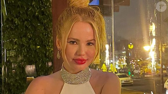 Virou um circo. E eu não quero mais ser a palhaça. Estou sendo atacada e machucada por muitas pessoas, e eu não mereço isso. Estou no meu limite. Meu psicológico não existe mais com tudo isso