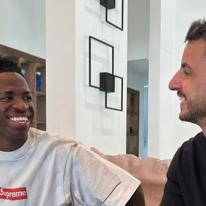 Fisioterapeuta natural de Santos é o responsável por fazer Vini Jr. ganhar músculos e fugir de lesões: conheça o preparador físico da atleta, destaque do Brasil na Copa 2026