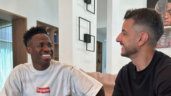 Fisioterapeuta natural de Santos é o responsável por fazer Vini Jr. ganhar músculos e dar adeus às lesões: conheça o preparador físico da atleta, destaque do Brasil na Copa 2026