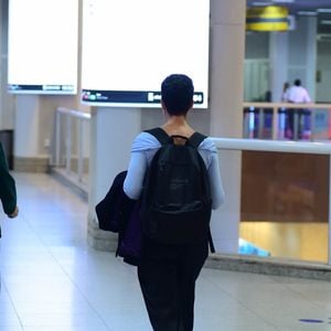 Ana Paula Arósio teve uma breve conversa com o perfil Portal Paparazziando, do repórter Gabriel Rangel