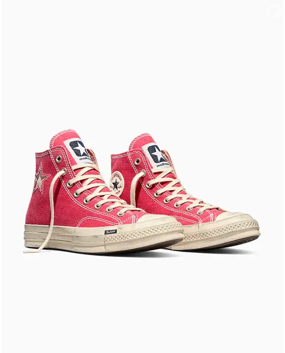 Até o fechamento da matéria, o Converse x Madhappy Chuck 70 Cano Alto Vermelho era vendido por R$ 899,90 no site oficial da Converse, reforçando seu posicionamento como edição limitada
