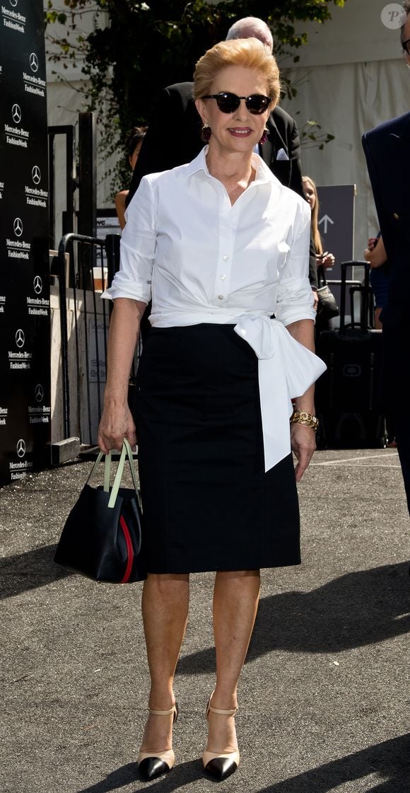 Ícone absoluto de elegância, Carolina Herrera continua apostando nos mesmos sapatos clássicos que ajudaram a construir sua imagem fashion. Com design italiano e efeito visual que alonga a silhueta, os stilettos da estilista seguem entre os mais desejados da temporada