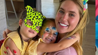 Um padrasto de verdade! Vini Jr. surpreende Virgínia e prepara bloquinho de Carnaval para os filhos da influencer: 'Surpresa do meu amor'