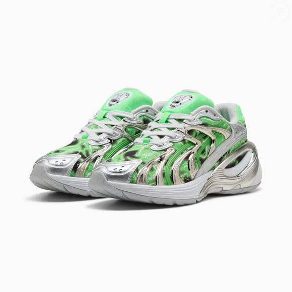 A parceria entre PUMA e RIPNDIP, marca de streetwear e lifestyle de Los Angeles, resultou em uma coleção que mistura clássicos do streetwear com gráficos marcantes e visual irreverente