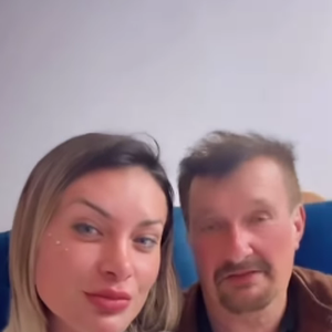 Andressa Urach surgiu em vídeo com seu pai, Carlos Urach, e falou: 'Novo ator, criador de conteúdo adulto, sou boa em converter as pessoas', disse a famosa.