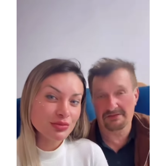 Andressa Urach surgiu em vídeo com seu pai, Carlos Urach, e falou: 'Novo ator, criador de conteúdo adulto, sou boa em converter as pessoas', disse a famosa.