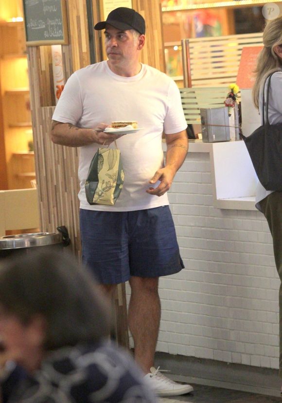 Leandro Hassum havia emagrecido cerca de 65 quilos desde a bariátrica, mas voltou a engordar