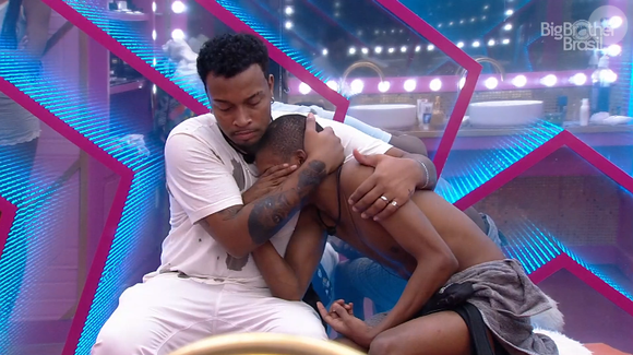 O choro em briga nada mais é do que uma válvula de escape encontrada pelo corpo - na foto, Lucas Penteado no 'BBB 21'