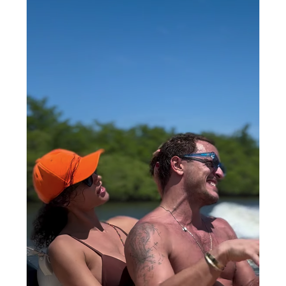 Publicação de Allan Souza Lima com Débora Nascimento levou fãs do casal à loucura