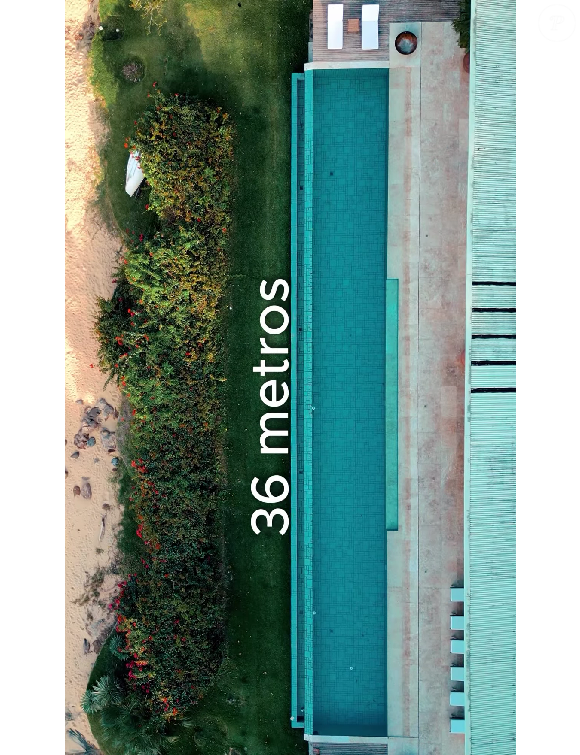 Mansão luxuosa da Costa Verde, palco de diversas cenas famosas, além da novela 'Vale Tudo', tem uma piscina gigante, com 36 metros de profundidade.