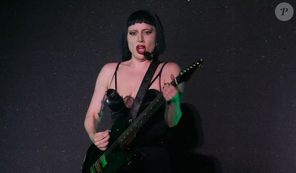Diversos famosos marcaram presença no show da Lady Gaga, no Rio de Janeiro, no último final de semana.